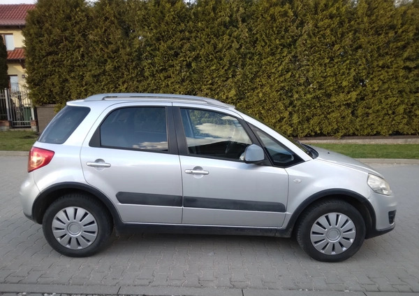 Suzuki SX4 cena 15900 przebieg: 432000, rok produkcji 2010 z Orneta małe 211